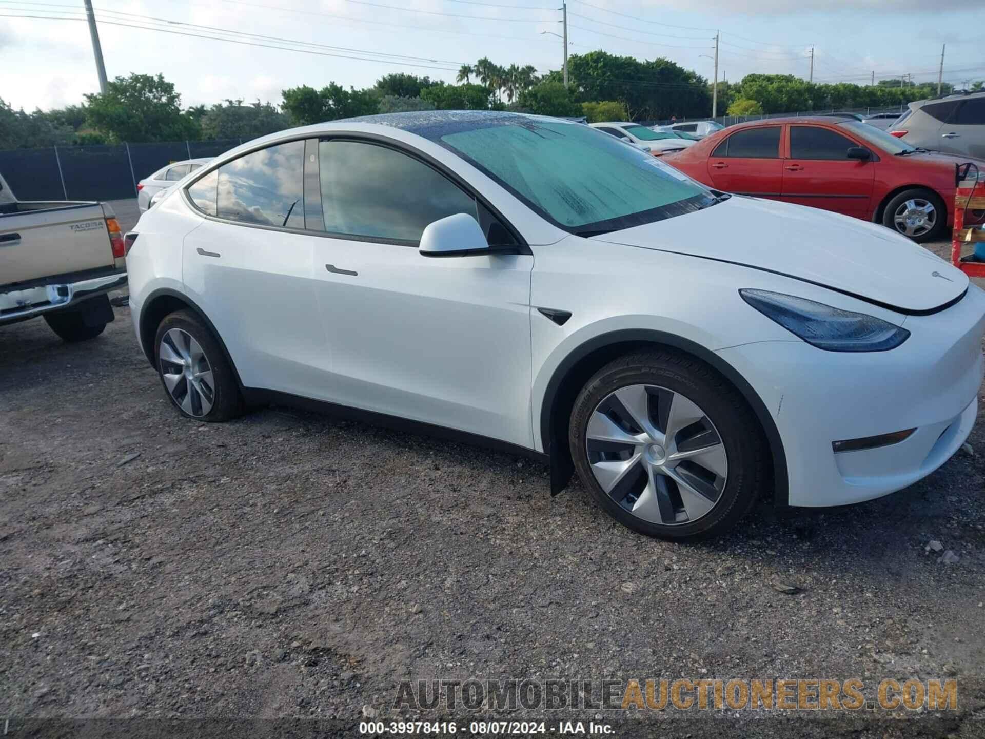 7SAYGDEE8NF450372 TESLA MODEL Y 2022