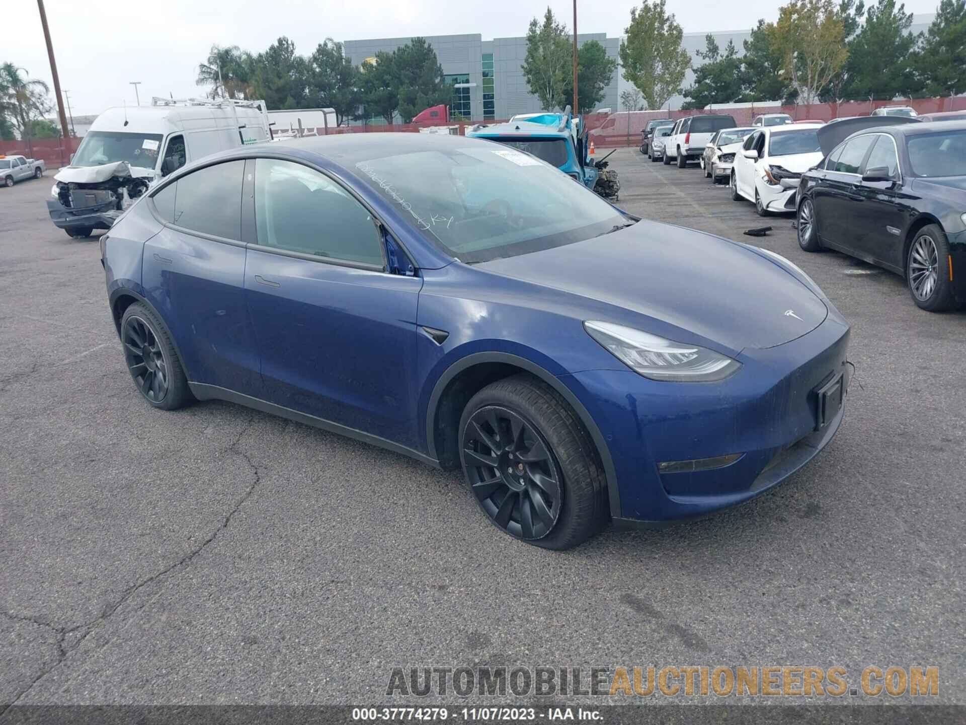 7SAYGDEE8NF484067 TESLA MODEL Y 2022