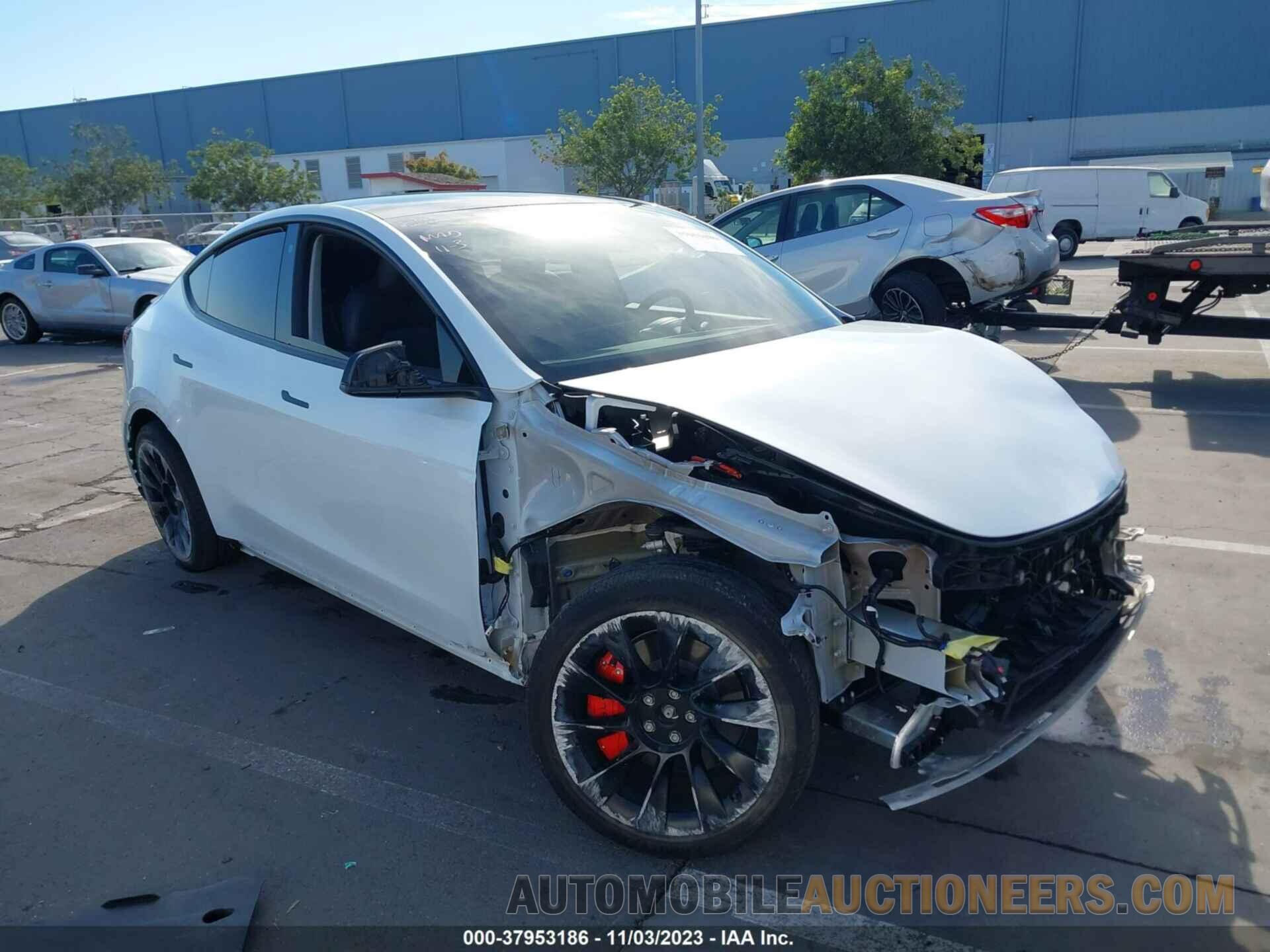 7SAYGDEE8NF494873 TESLA MODEL Y 2022