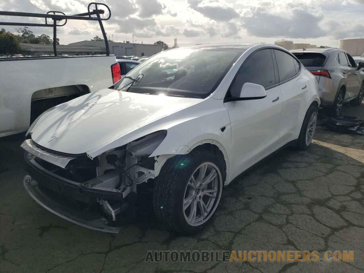 7SAYGDEE8NF572696 TESLA MODEL Y 2022