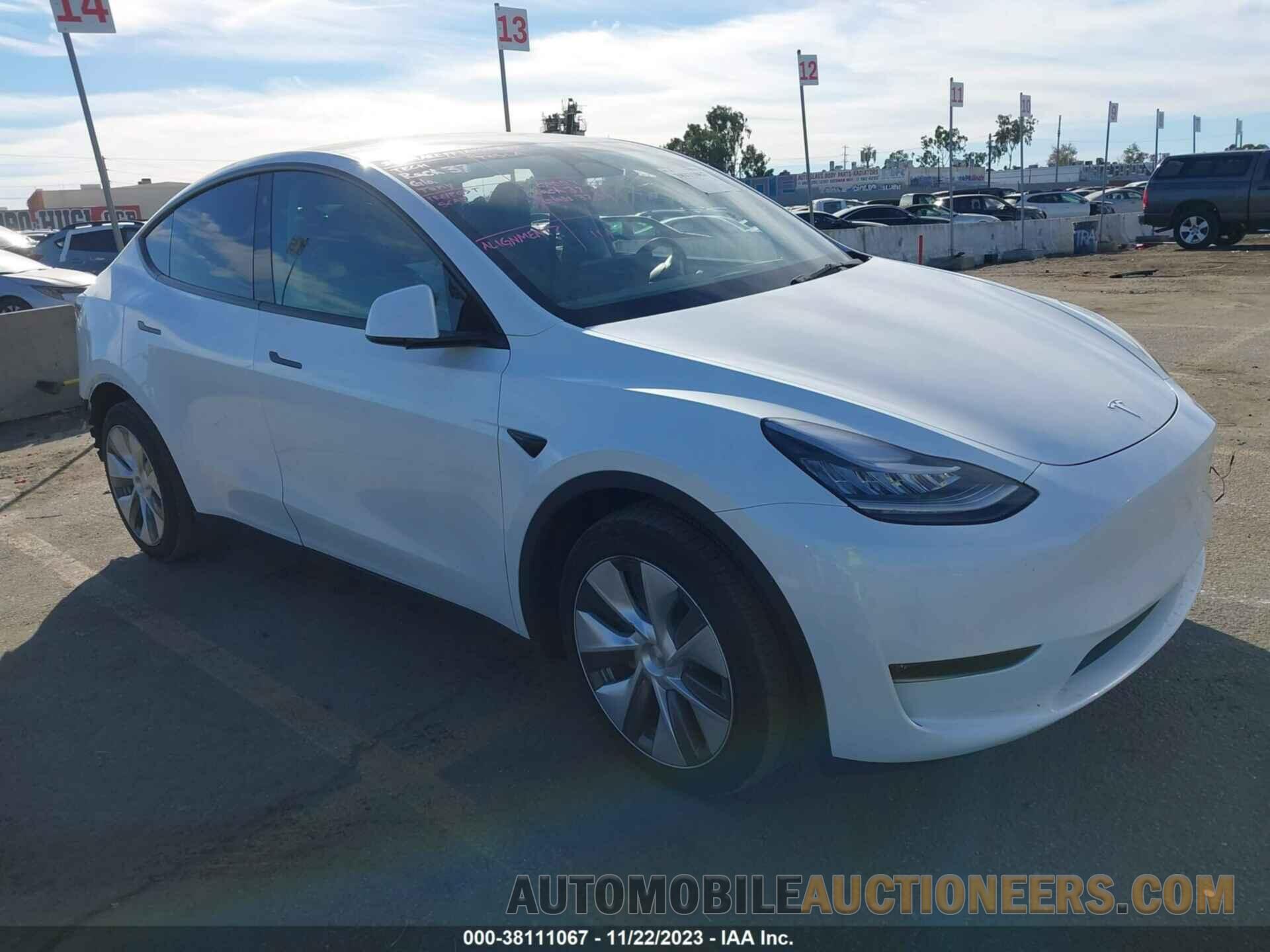 7SAYGDEE8PA039439 TESLA MODEL Y 2023