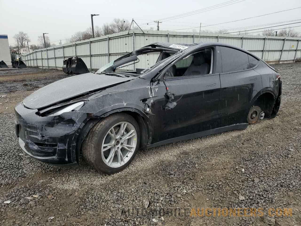 7SAYGDEE8PA044544 TESLA MODEL Y 2023