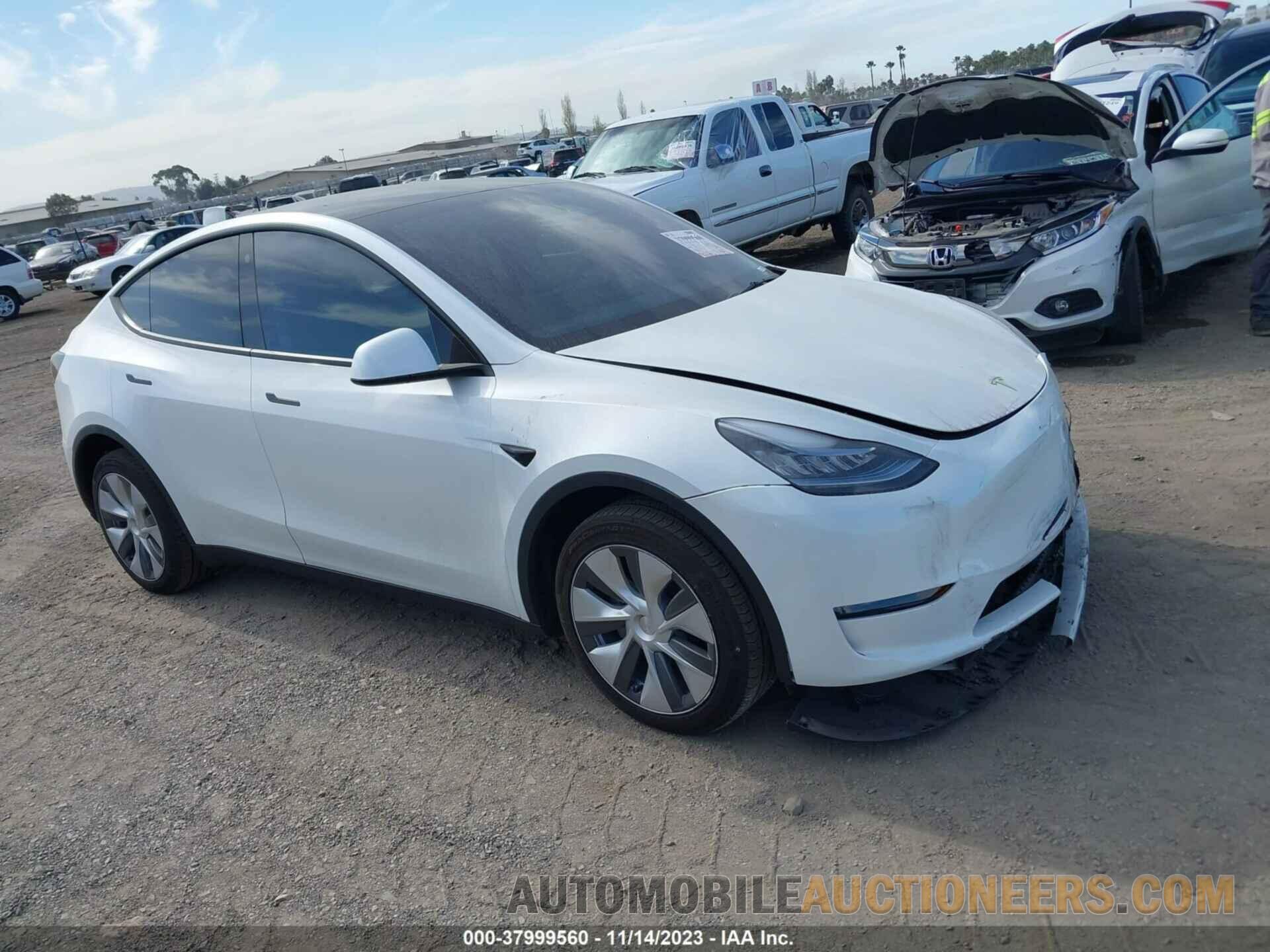 7SAYGDEE8PA053048 TESLA MODEL Y 2023