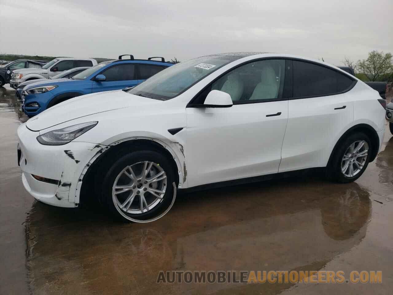 7SAYGDEE8PA090309 TESLA MODEL Y 2023