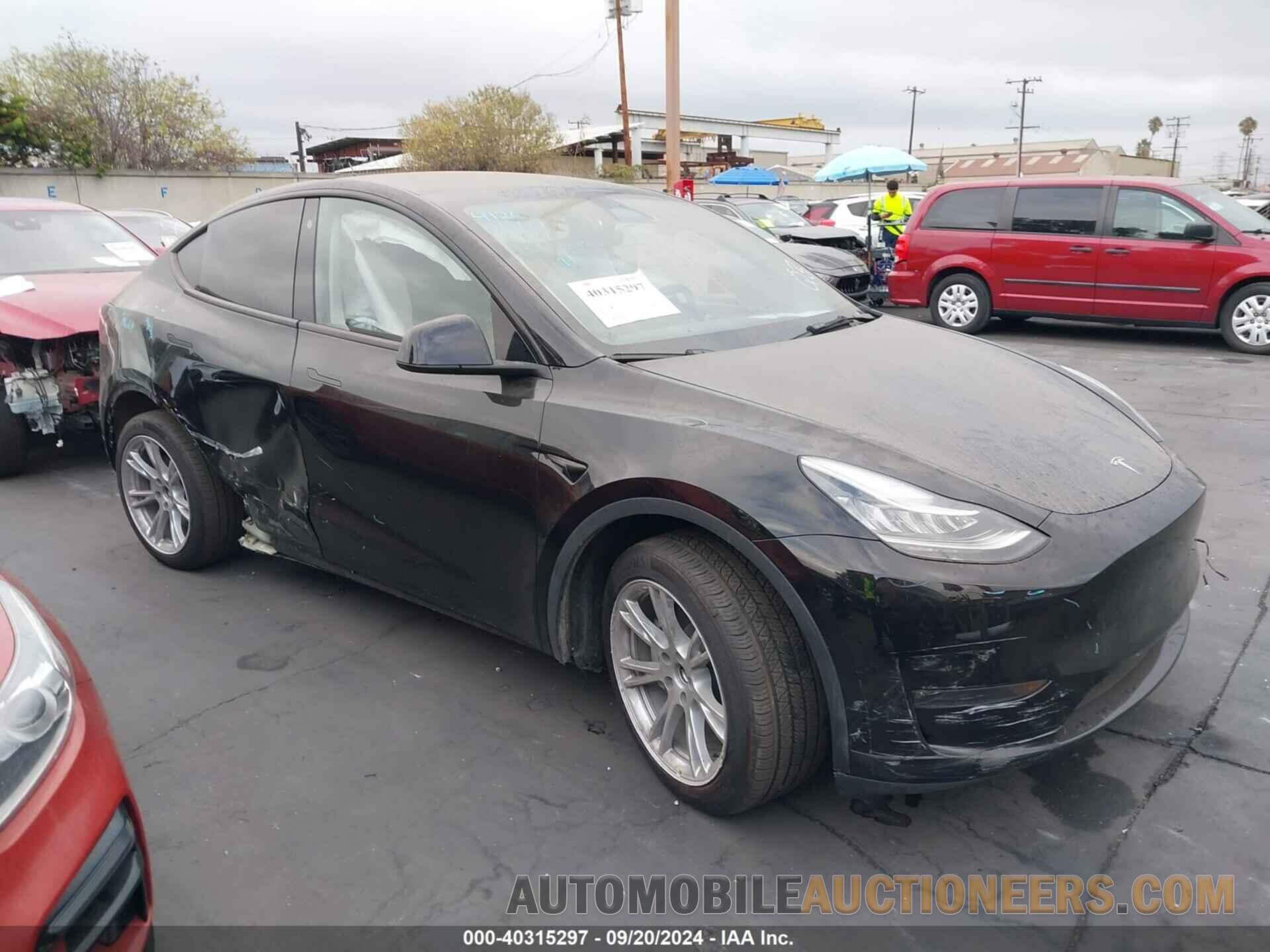 7SAYGDEE8PA122661 TESLA MODEL Y 2023