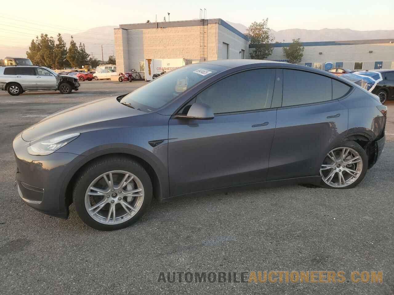 7SAYGDEE8PA137810 TESLA MODEL Y 2023