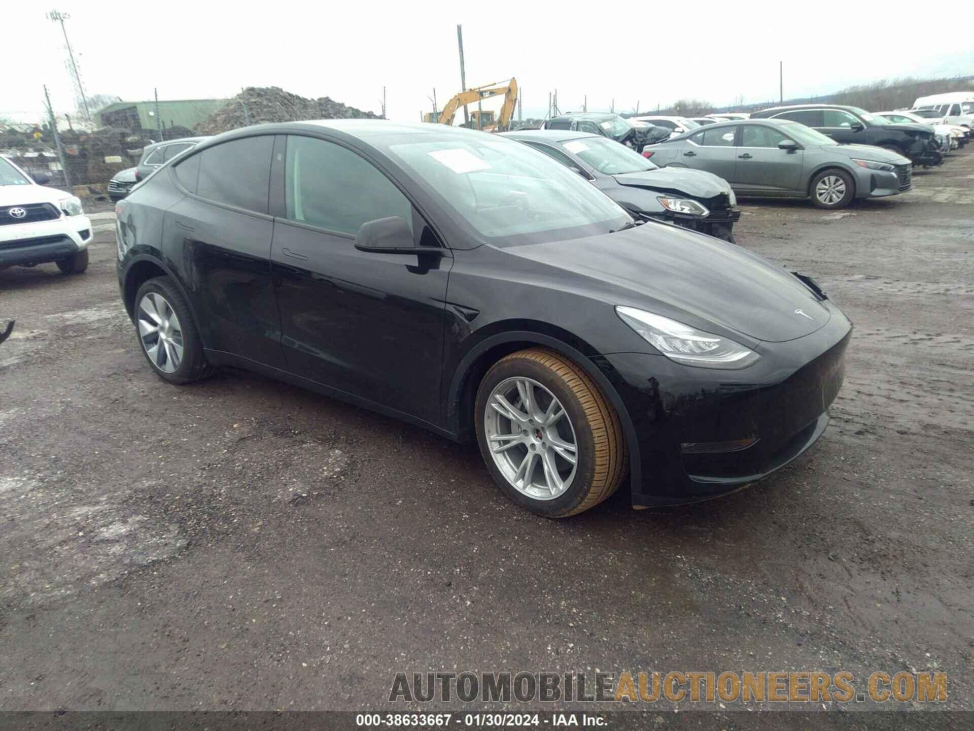 7SAYGDEE8PA137855 TESLA MODEL Y 2023