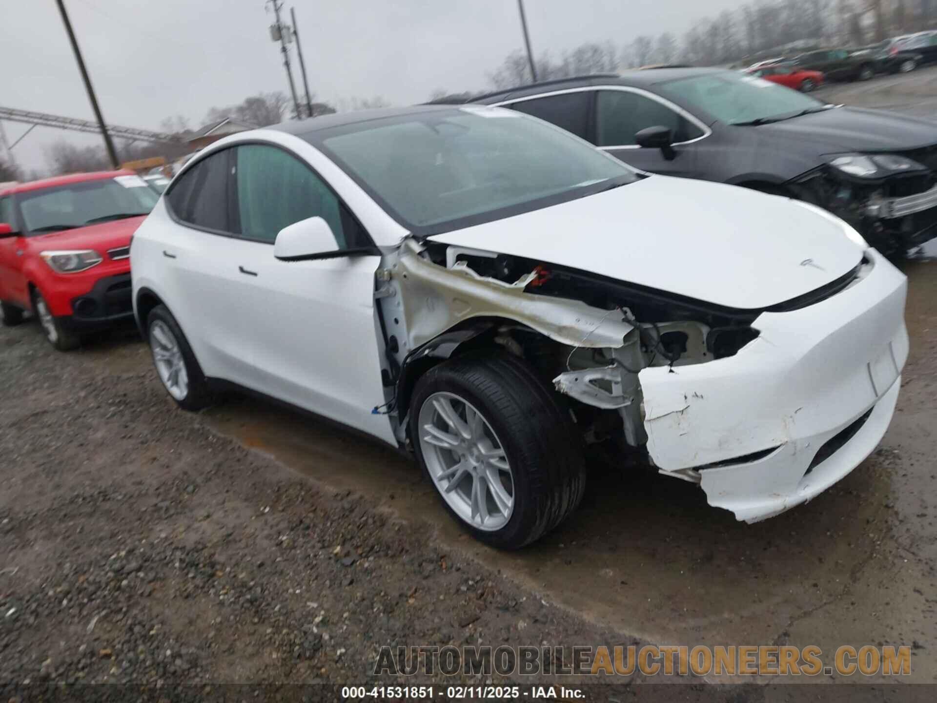 7SAYGDEE8PA158155 TESLA MODEL Y 2023