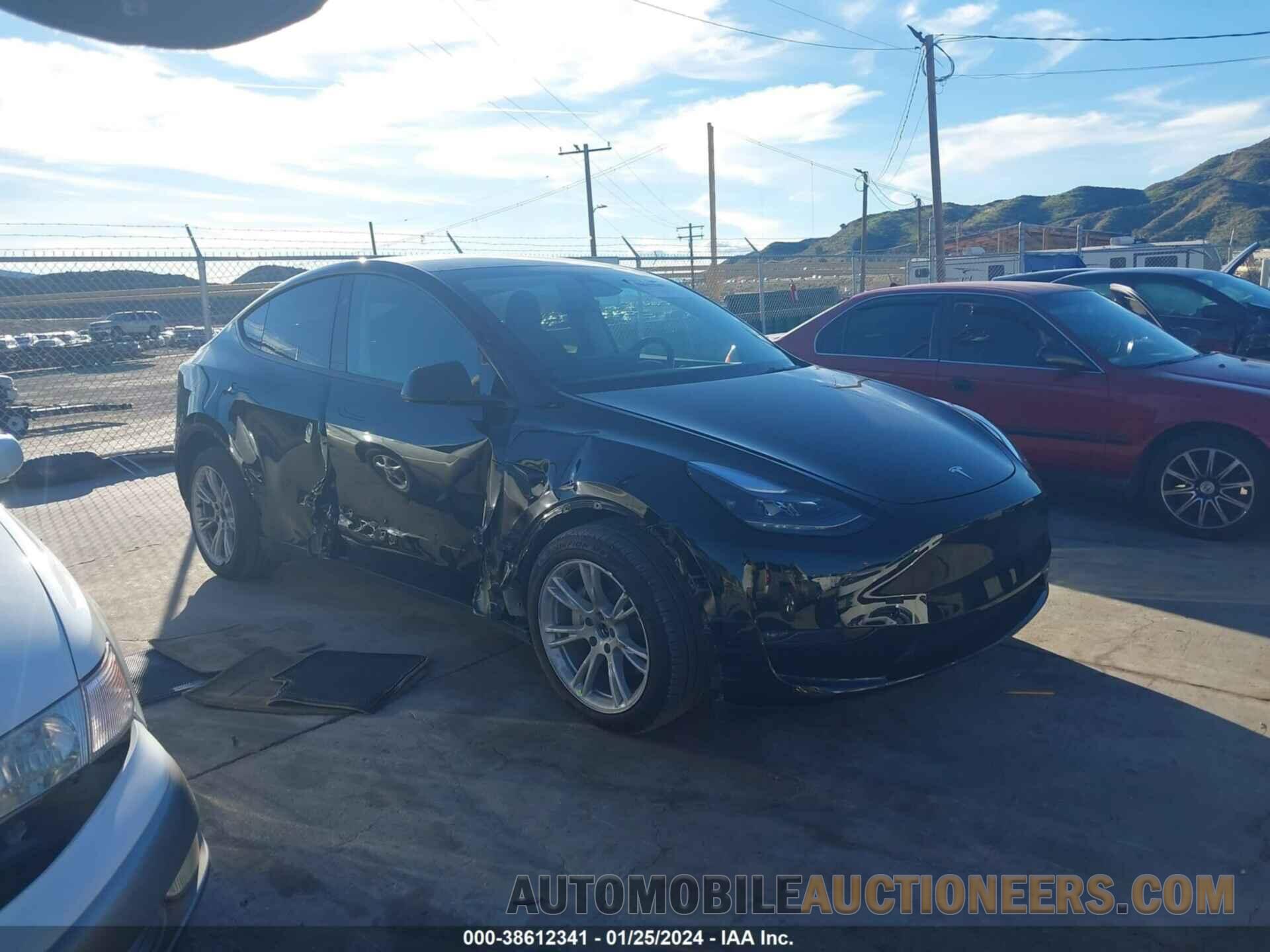 7SAYGDEE8PA166708 TESLA MODEL Y 2023