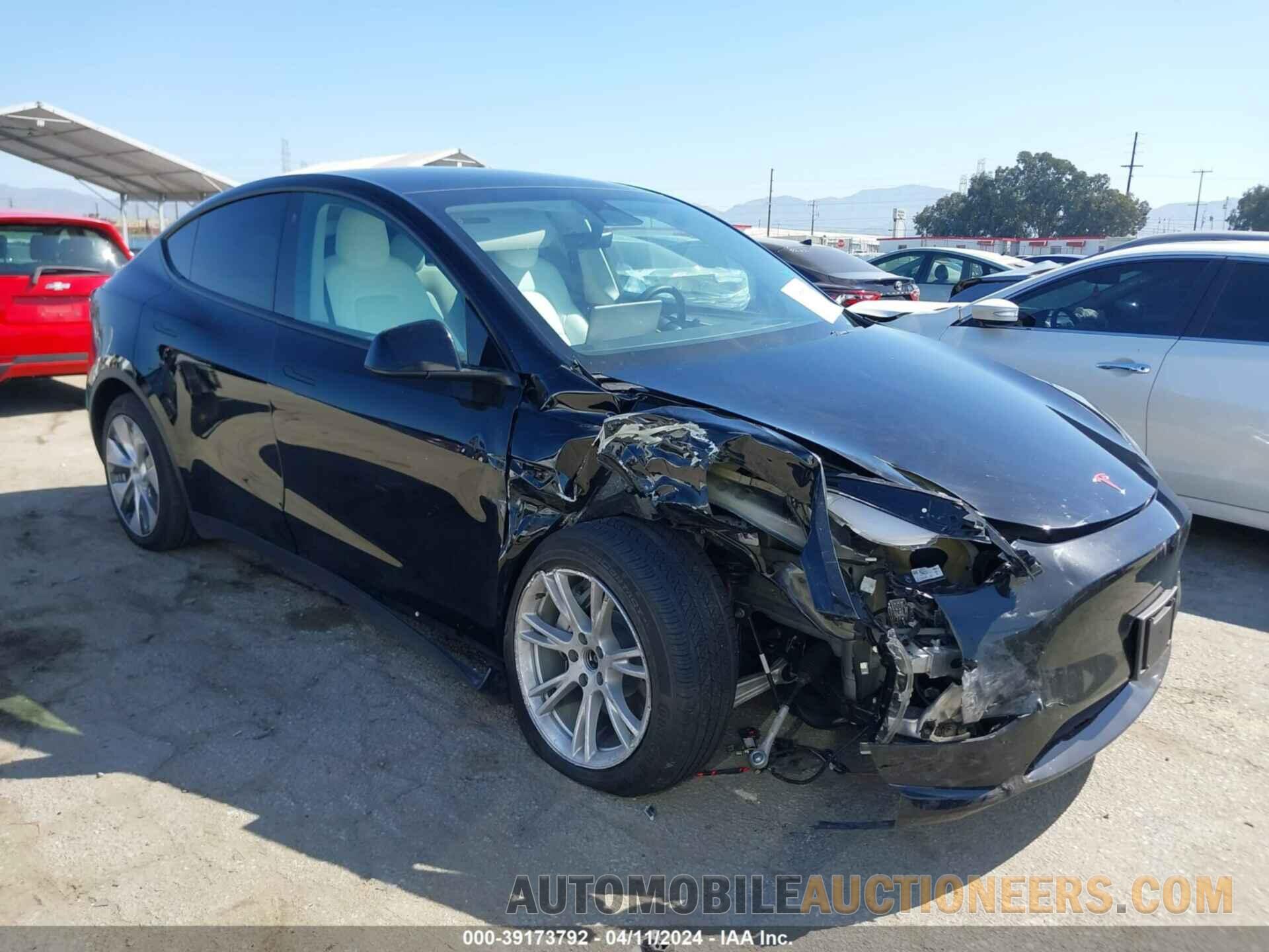 7SAYGDEE8PF622015 TESLA MODEL Y 2023