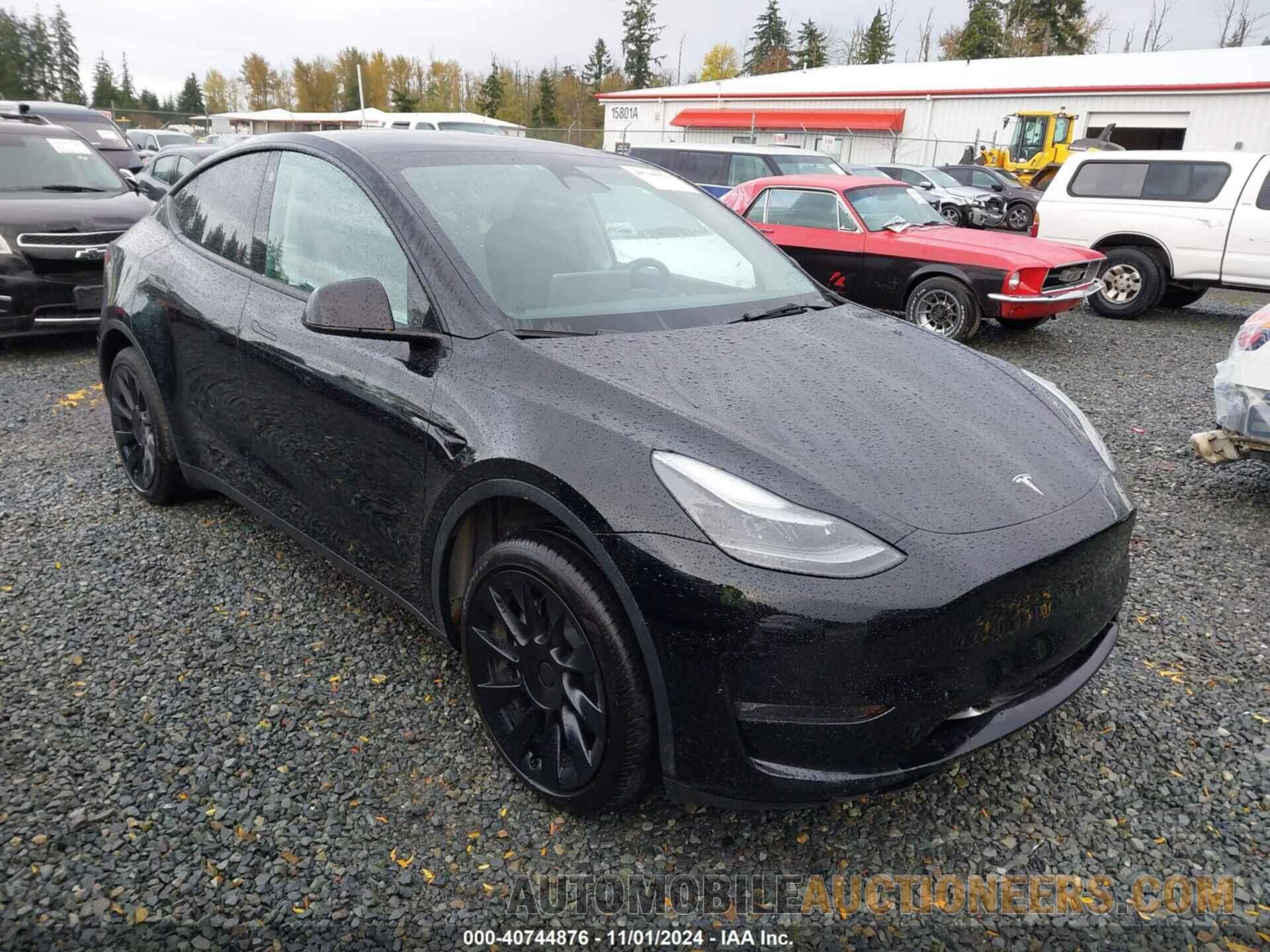 7SAYGDEE8PF690380 TESLA MODEL Y 2023