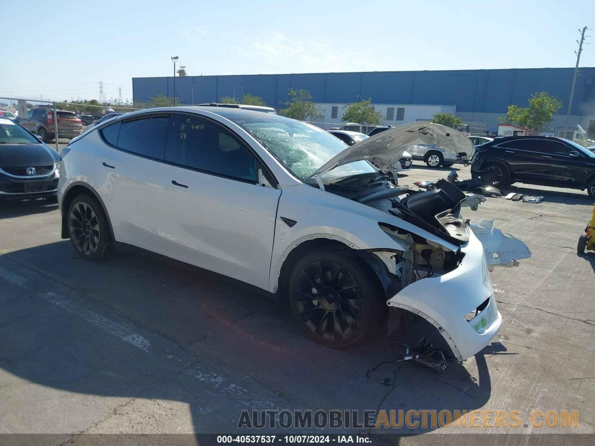 7SAYGDEE8PF706237 TESLA MODEL Y 2023