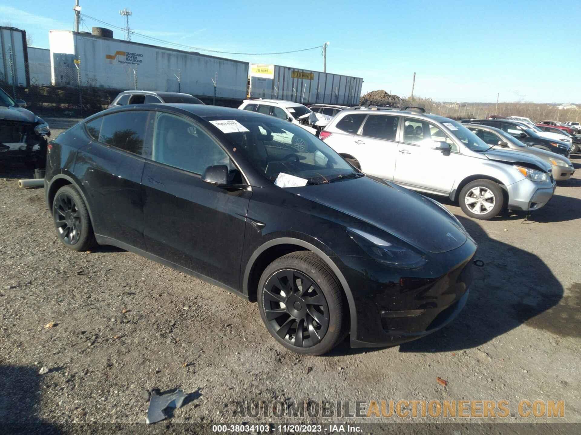 7SAYGDEE8PF750562 TESLA MODEL Y 2023