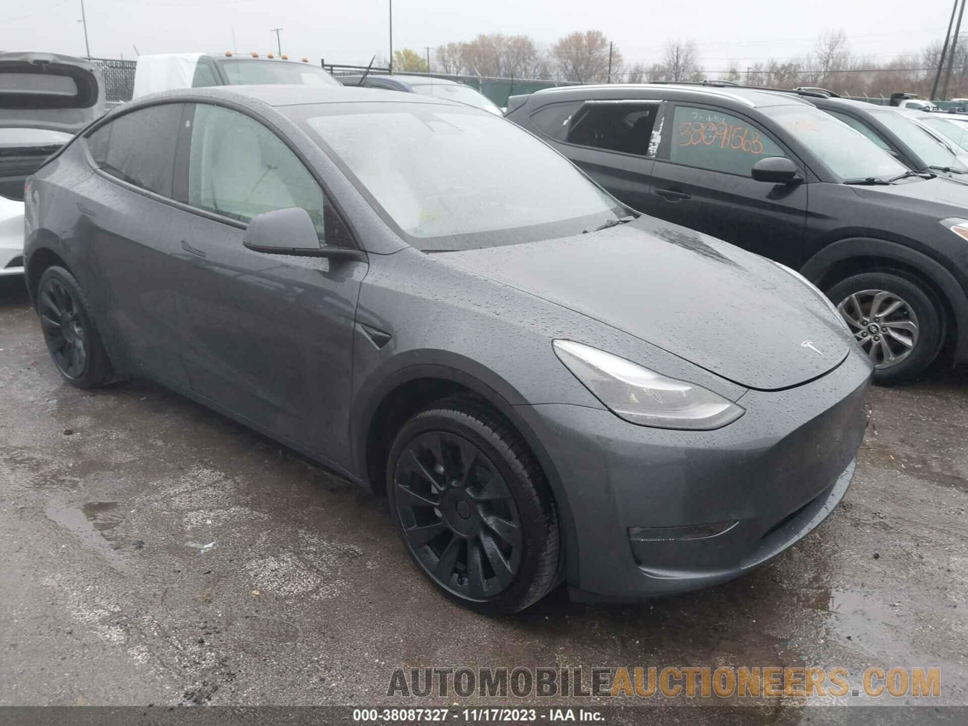 7SAYGDEE8PF785408 TESLA MODEL Y 2023