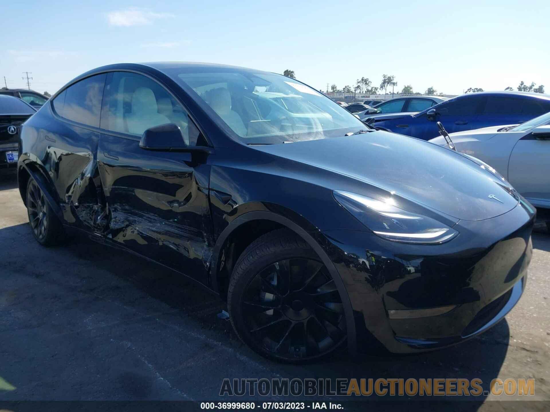 7SAYGDEE8PF806600 TESLA MODEL Y 2023