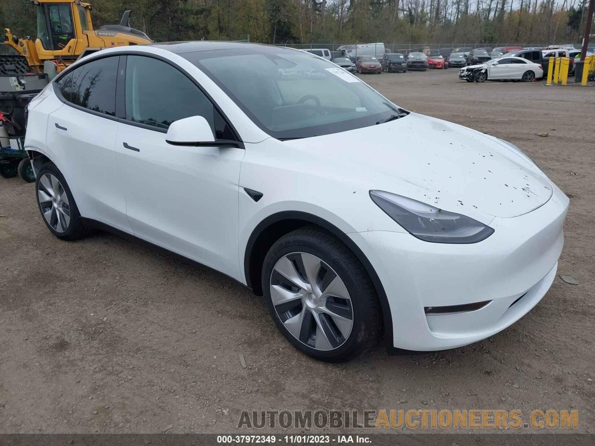 7SAYGDEE8PF813532 TESLA MODEL Y 2023