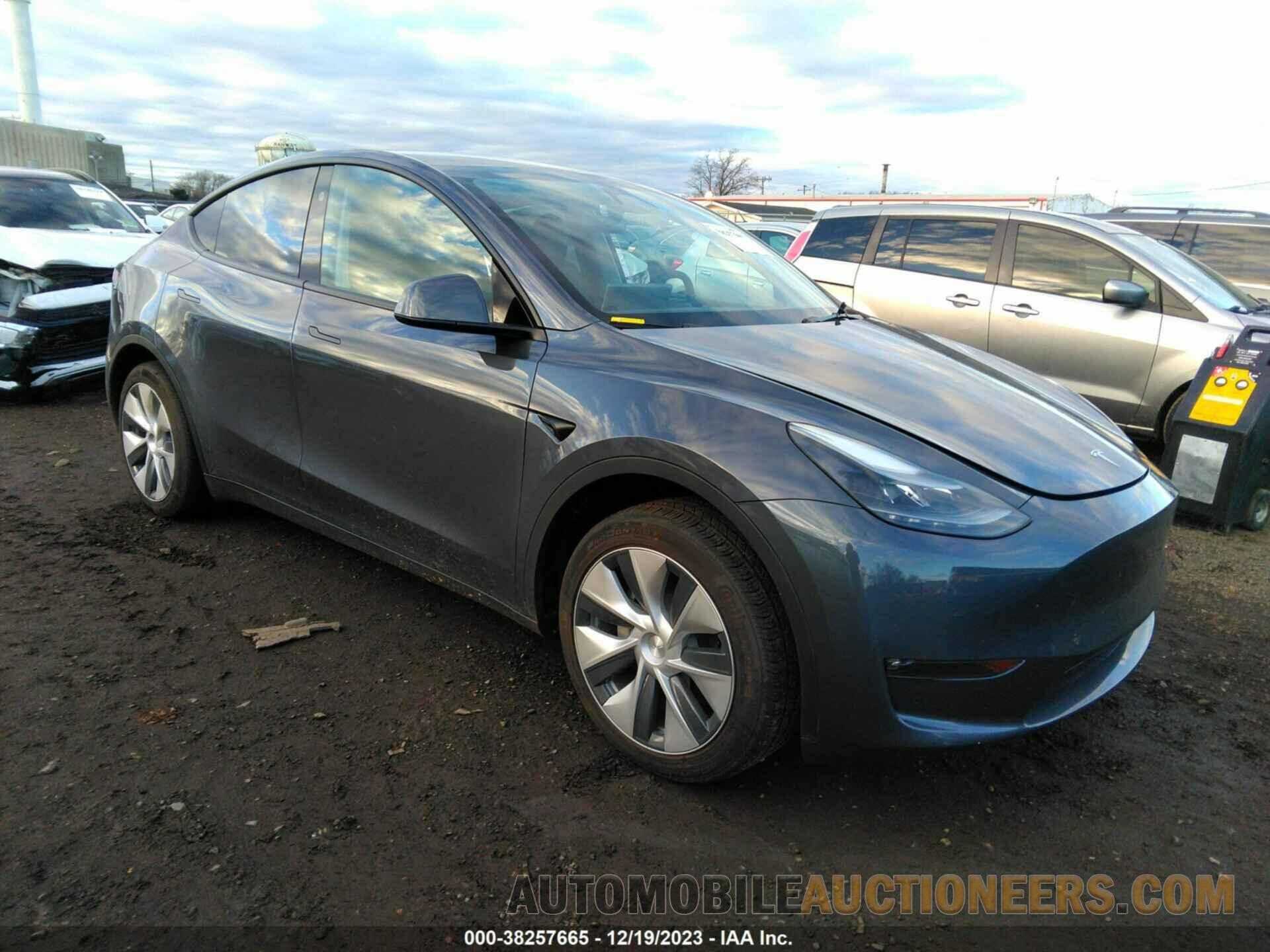 7SAYGDEE8PF832677 TESLA MODEL Y 2023