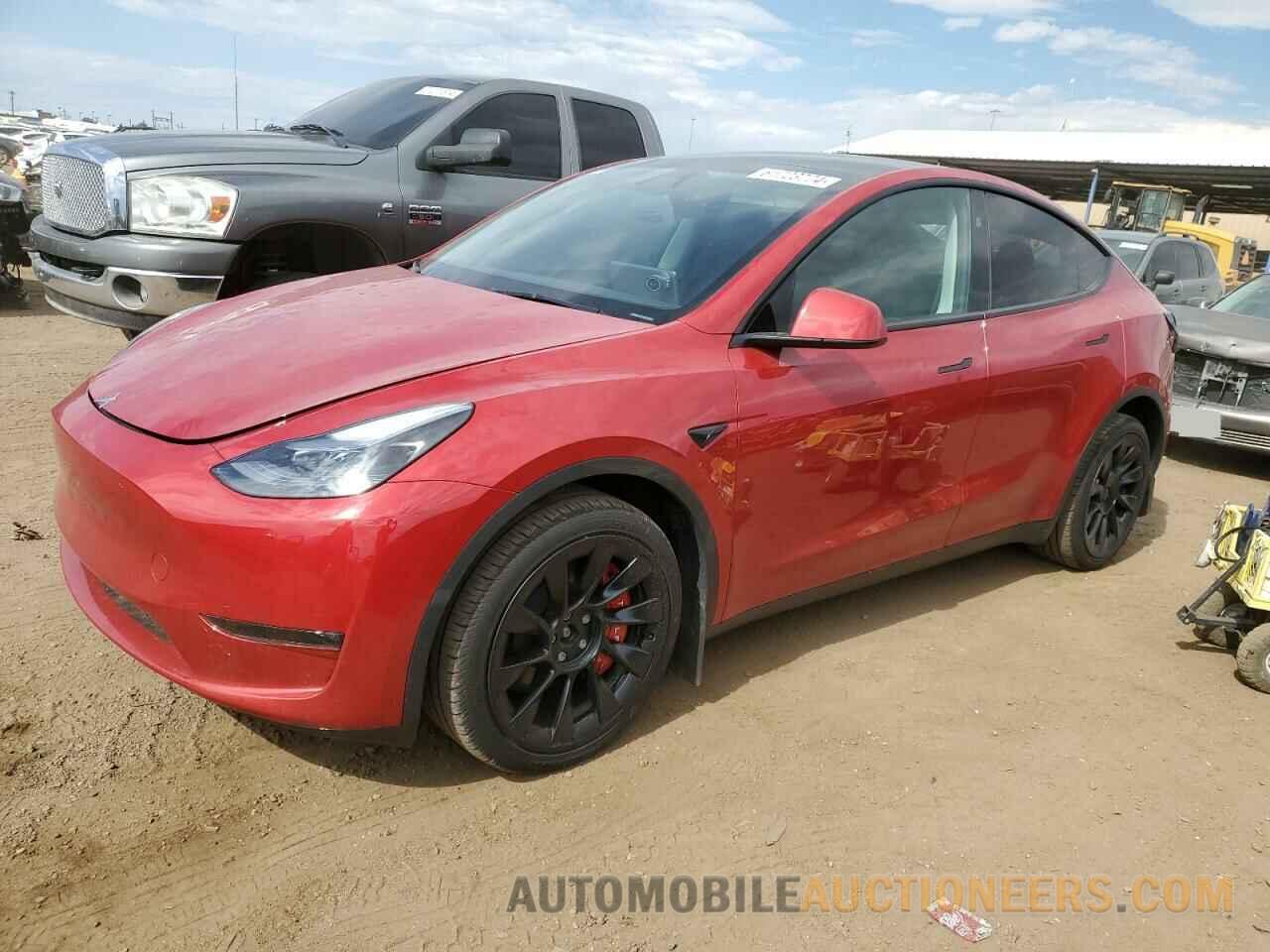 7SAYGDEE8RA217840 TESLA MODEL Y 2024