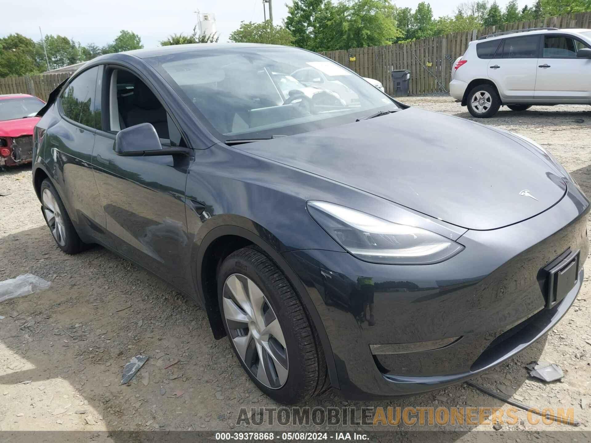 7SAYGDEE8RA241345 TESLA MODEL Y 2024