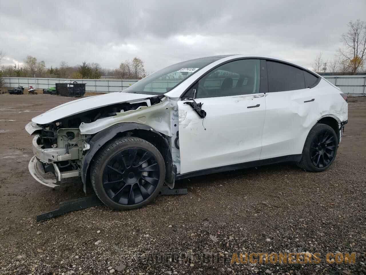 7SAYGDEE8RA257495 TESLA MODEL Y 2024