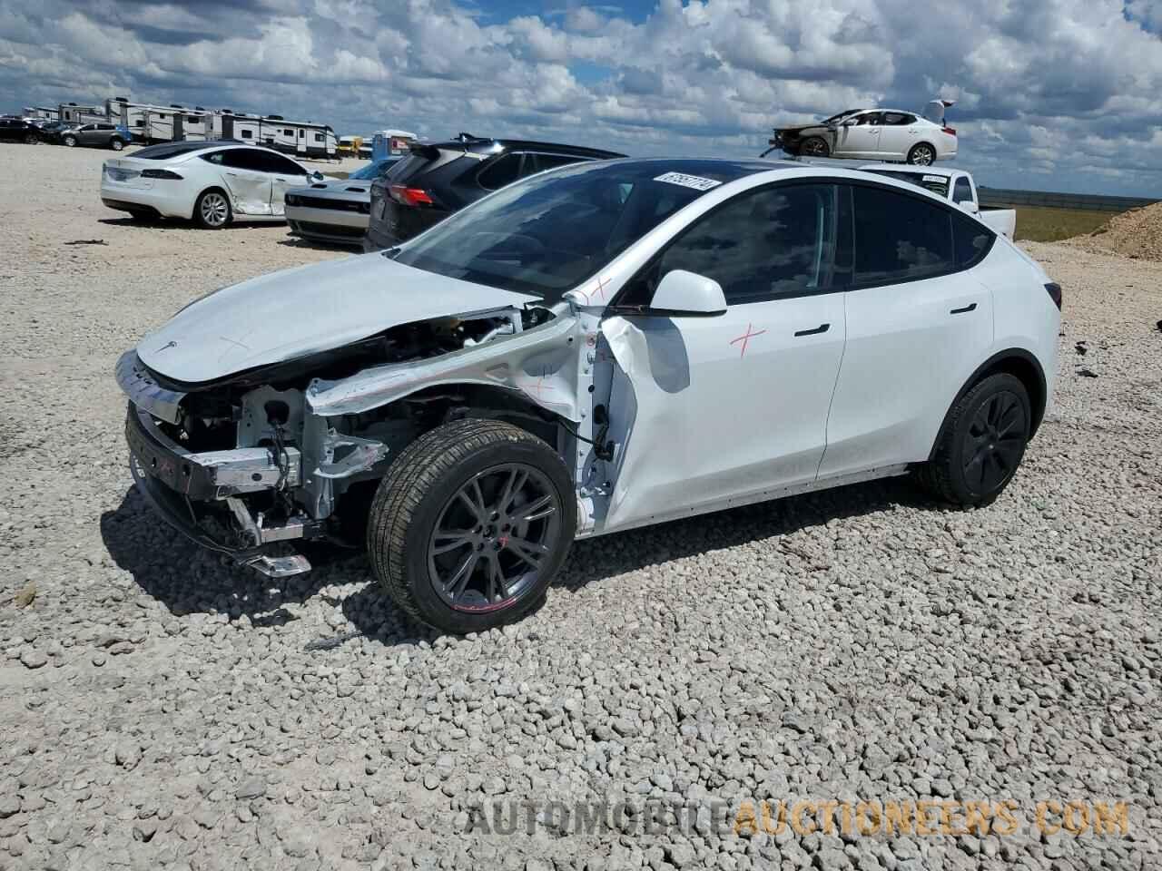 7SAYGDEE8RA289637 TESLA MODEL Y 2024