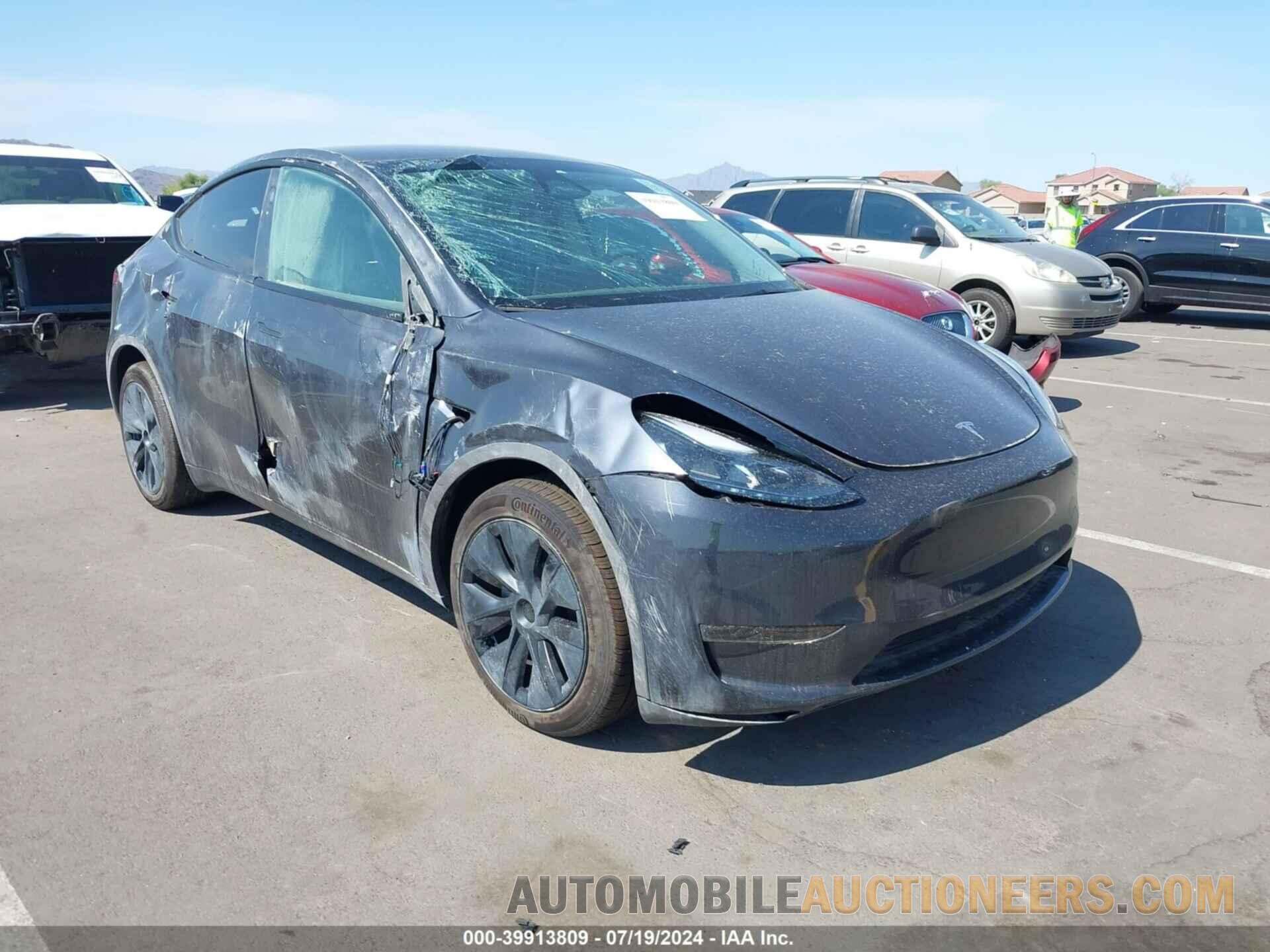 7SAYGDEE8RA292232 TESLA MODEL Y 2024