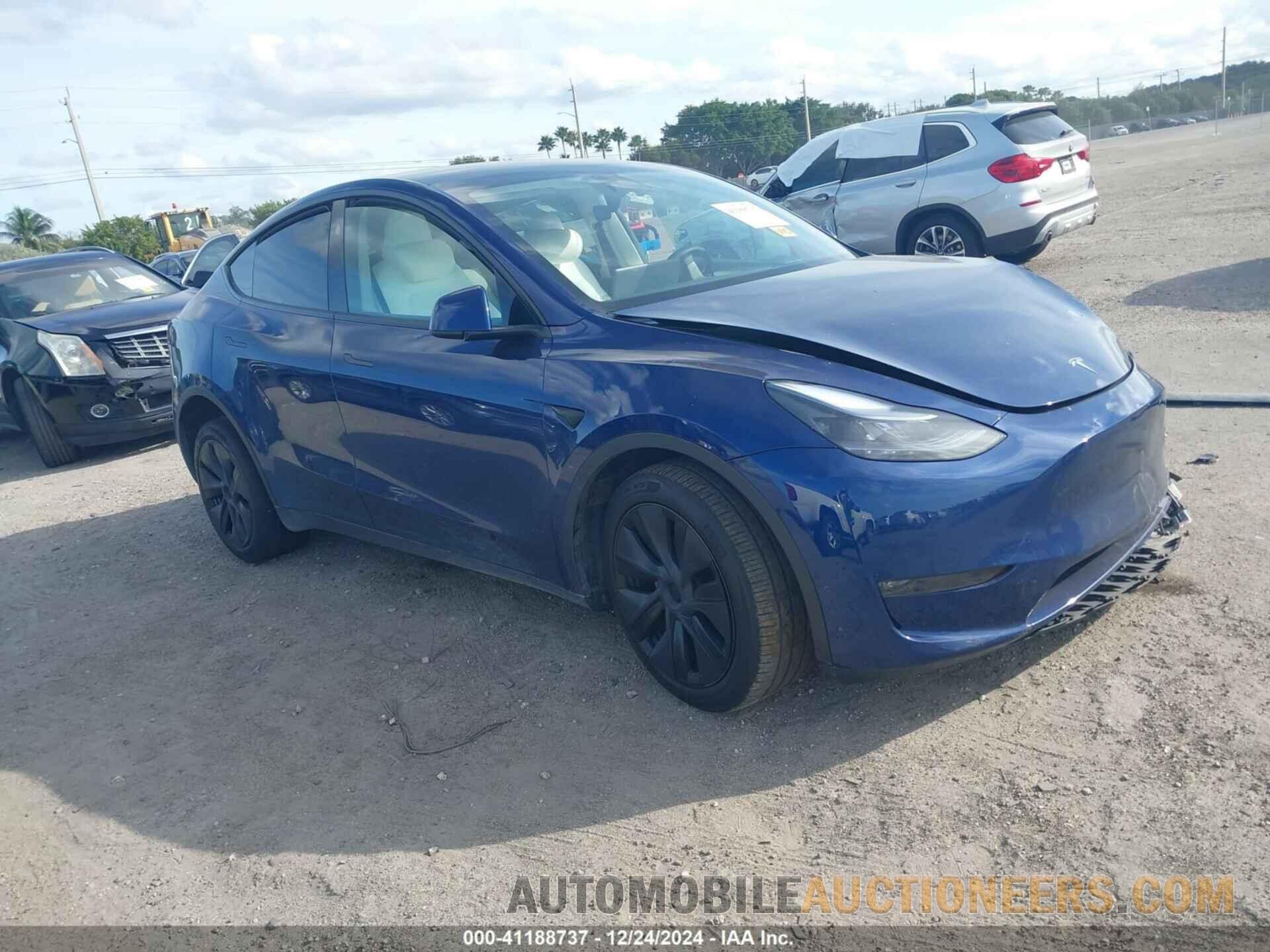 7SAYGDEE8RA307540 TESLA MODEL Y 2024