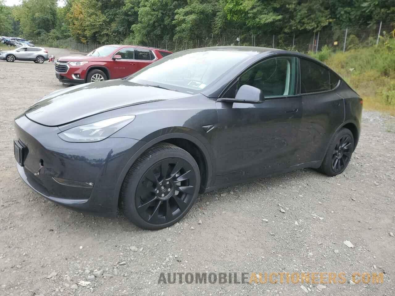 7SAYGDEE8RF033193 TESLA MODEL Y 2024