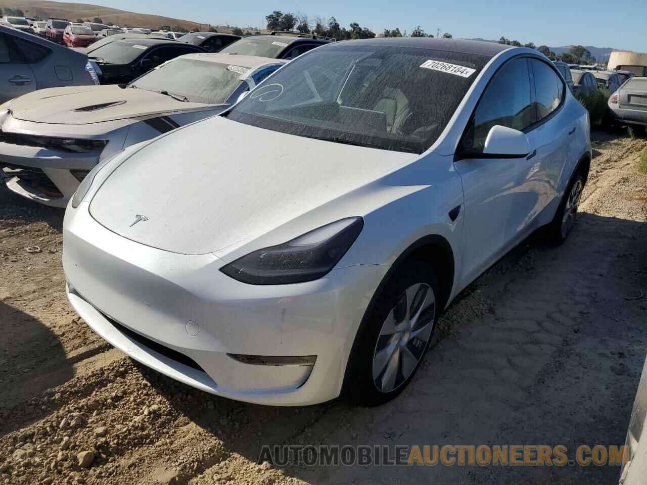 7SAYGDEE8RF076769 TESLA MODEL Y 2024