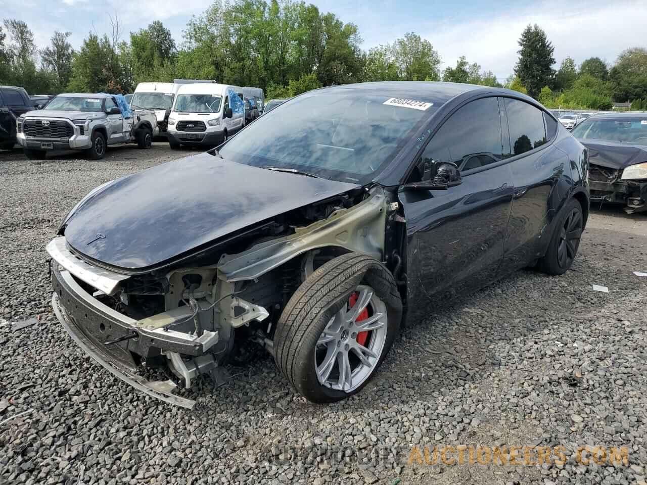 7SAYGDEE8RF991380 TESLA MODEL Y 2024