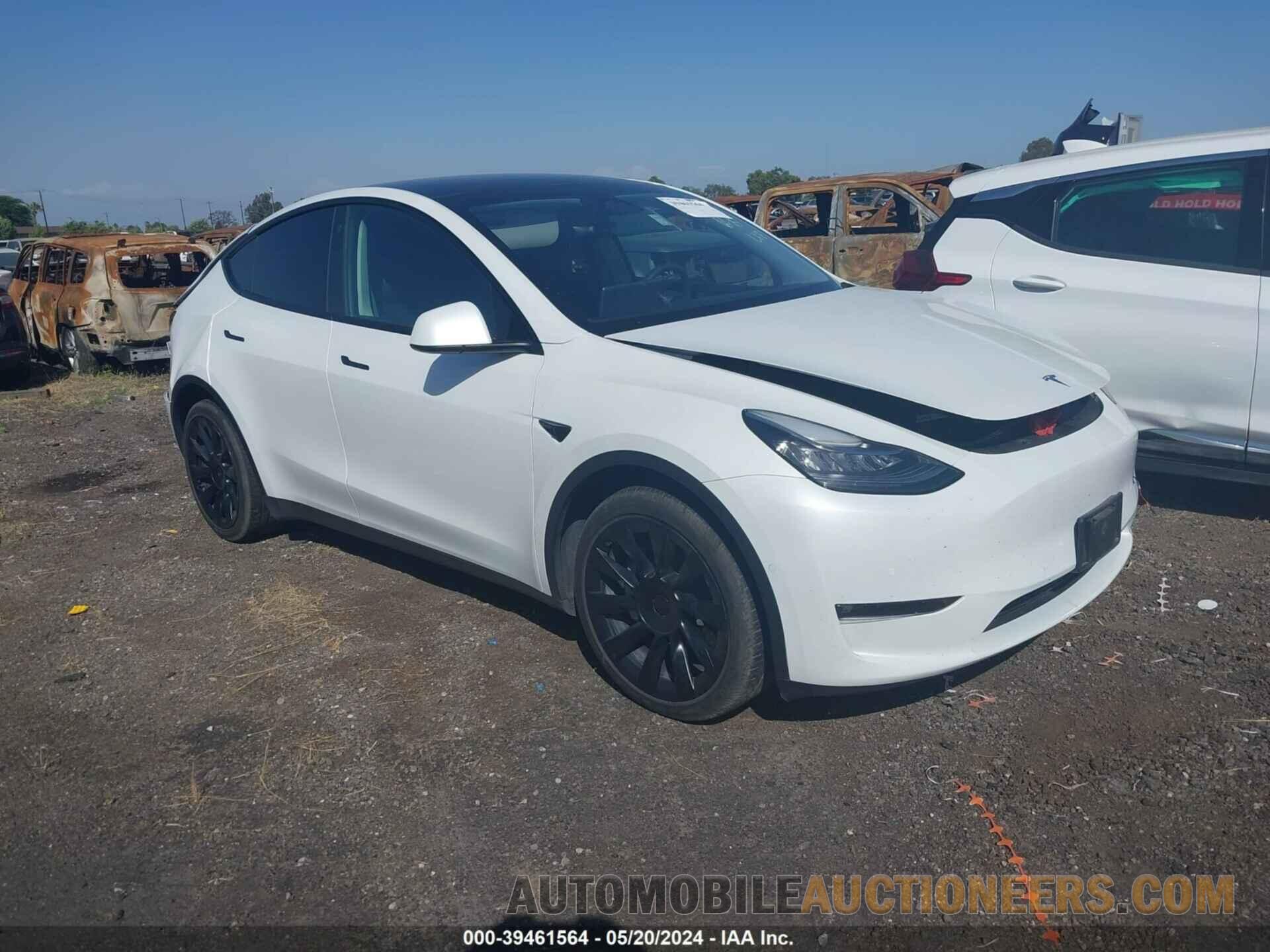 7SAYGDEE9NF385869 TESLA MODEL Y 2022