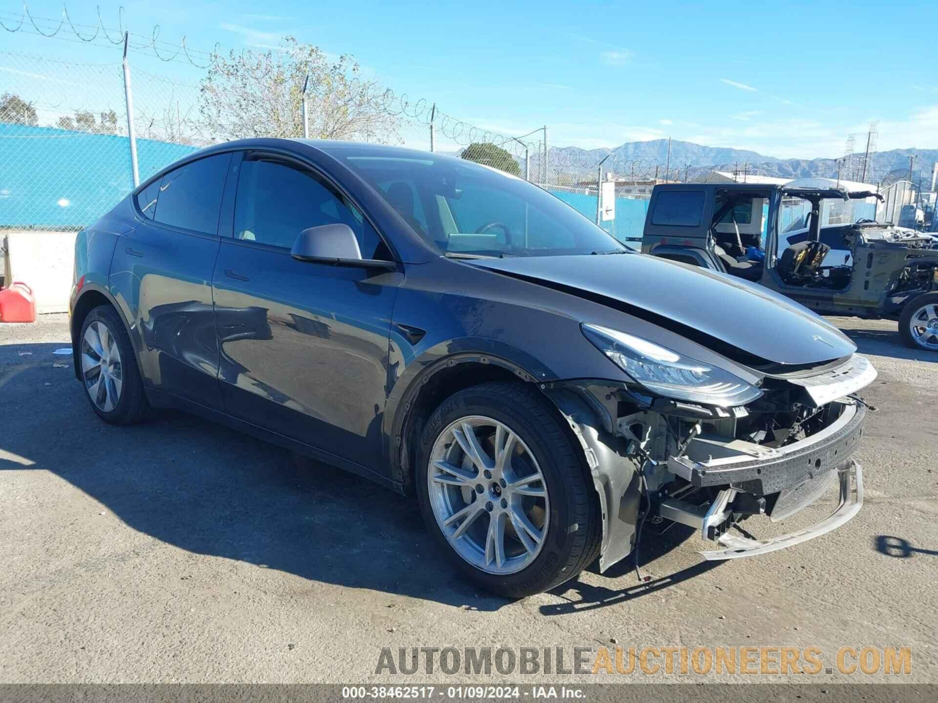 7SAYGDEE9NF388075 TESLA MODEL Y 2022