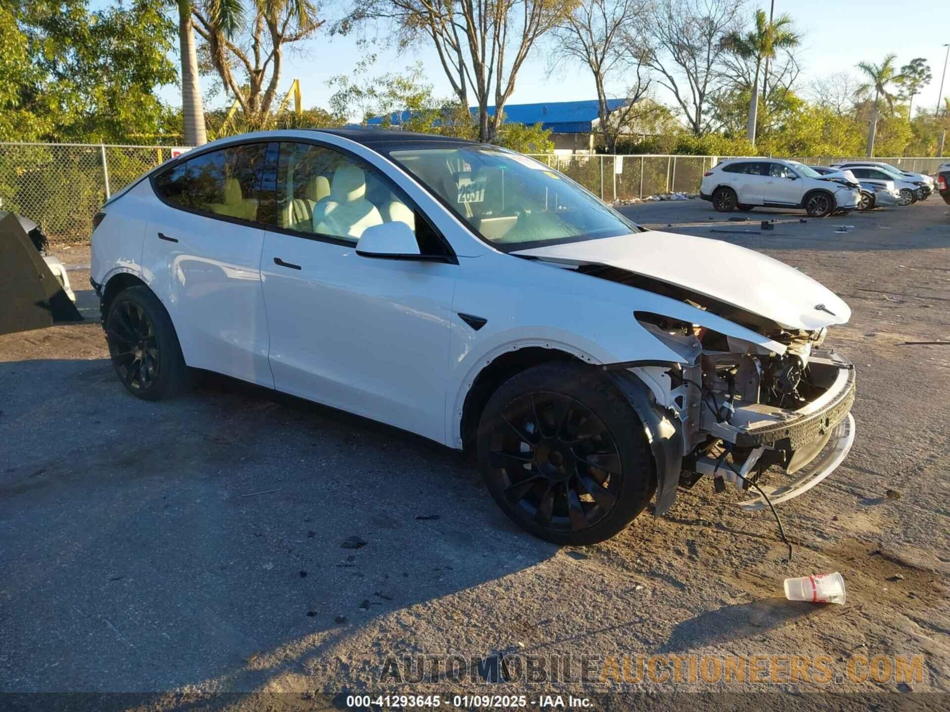 7SAYGDEE9NF564817 TESLA MODEL Y 2022