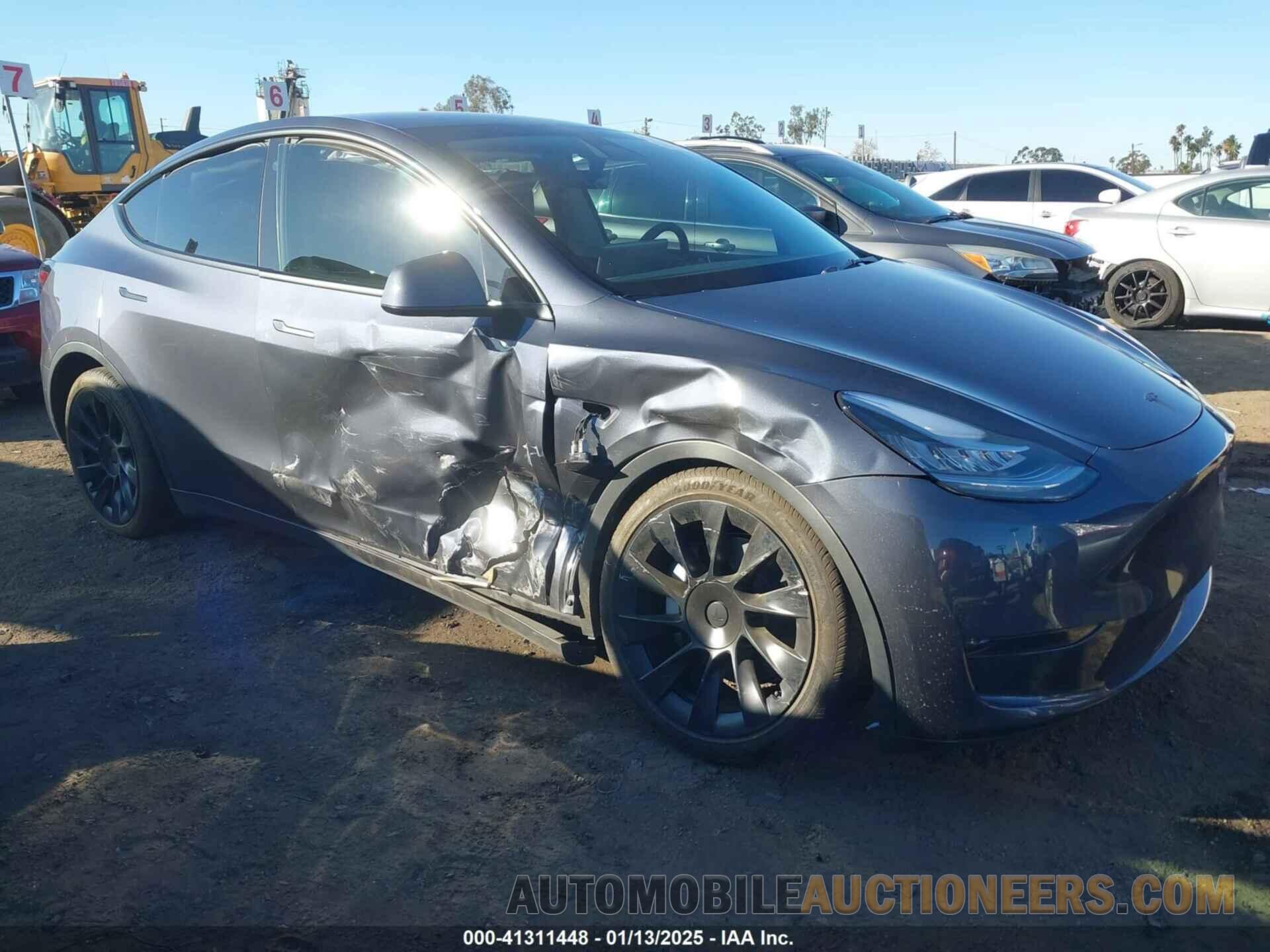 7SAYGDEE9PA026828 TESLA MODEL Y 2023