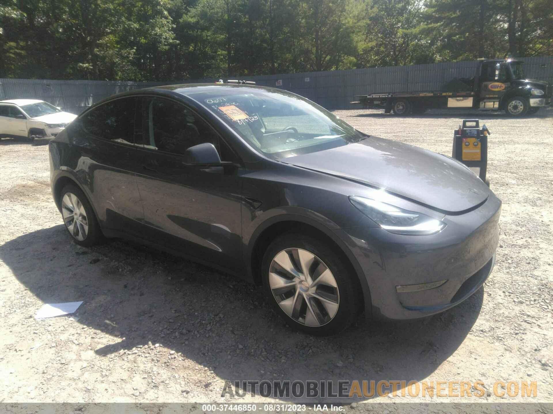 7SAYGDEE9PA035917 TESLA MODEL Y 2023