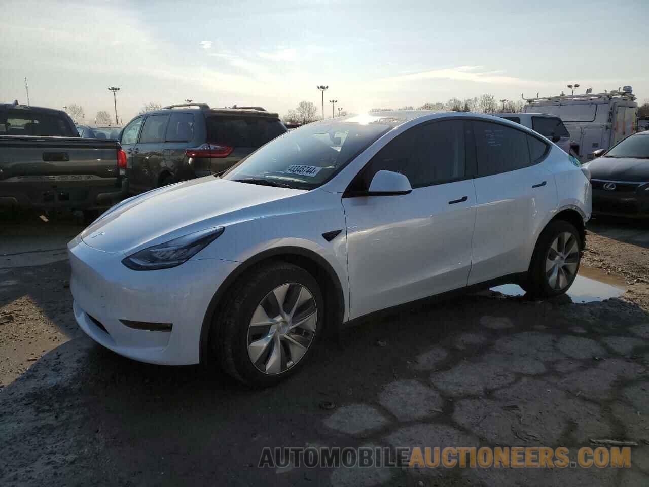 7SAYGDEE9PA045363 TESLA MODEL Y 2023