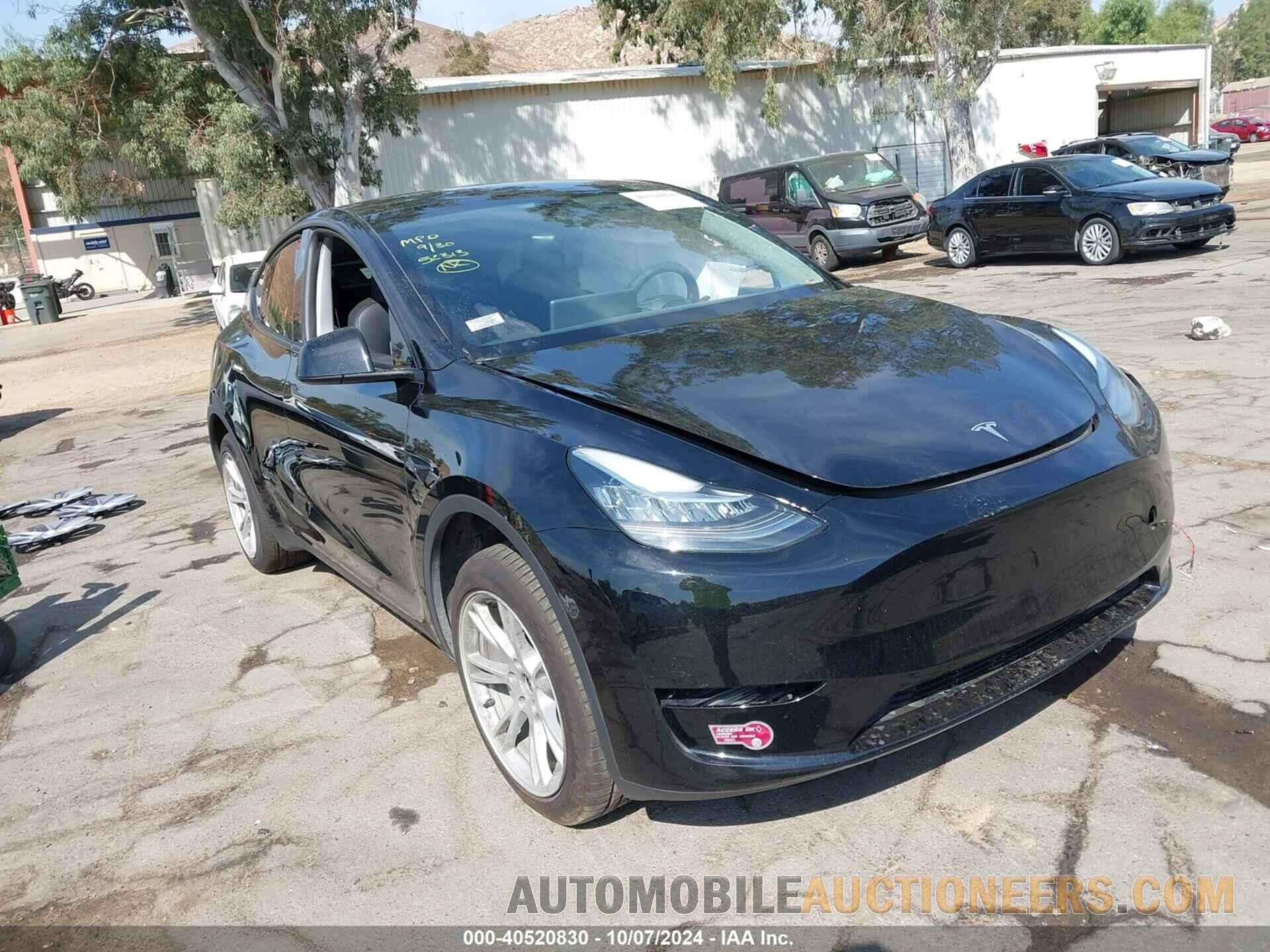 7SAYGDEE9PA114777 TESLA MODEL Y 2023