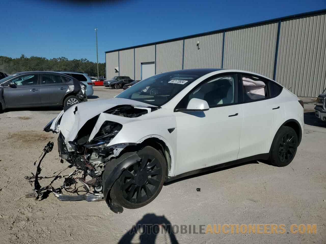 7SAYGDEE9PA136102 TESLA MODEL Y 2023