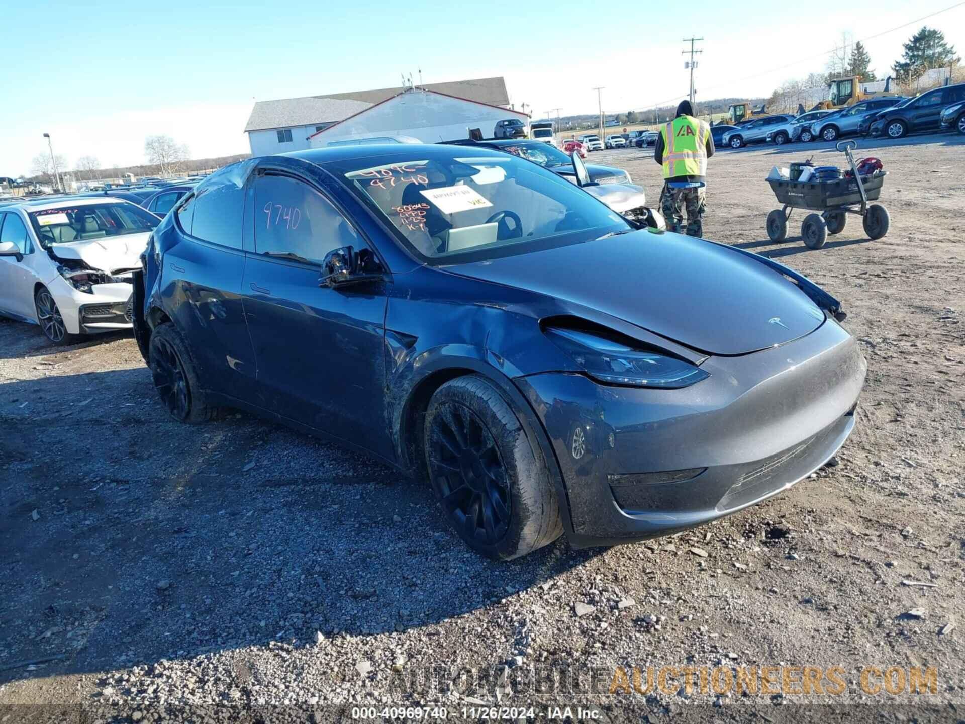 7SAYGDEE9PA208674 TESLA MODEL Y 2023