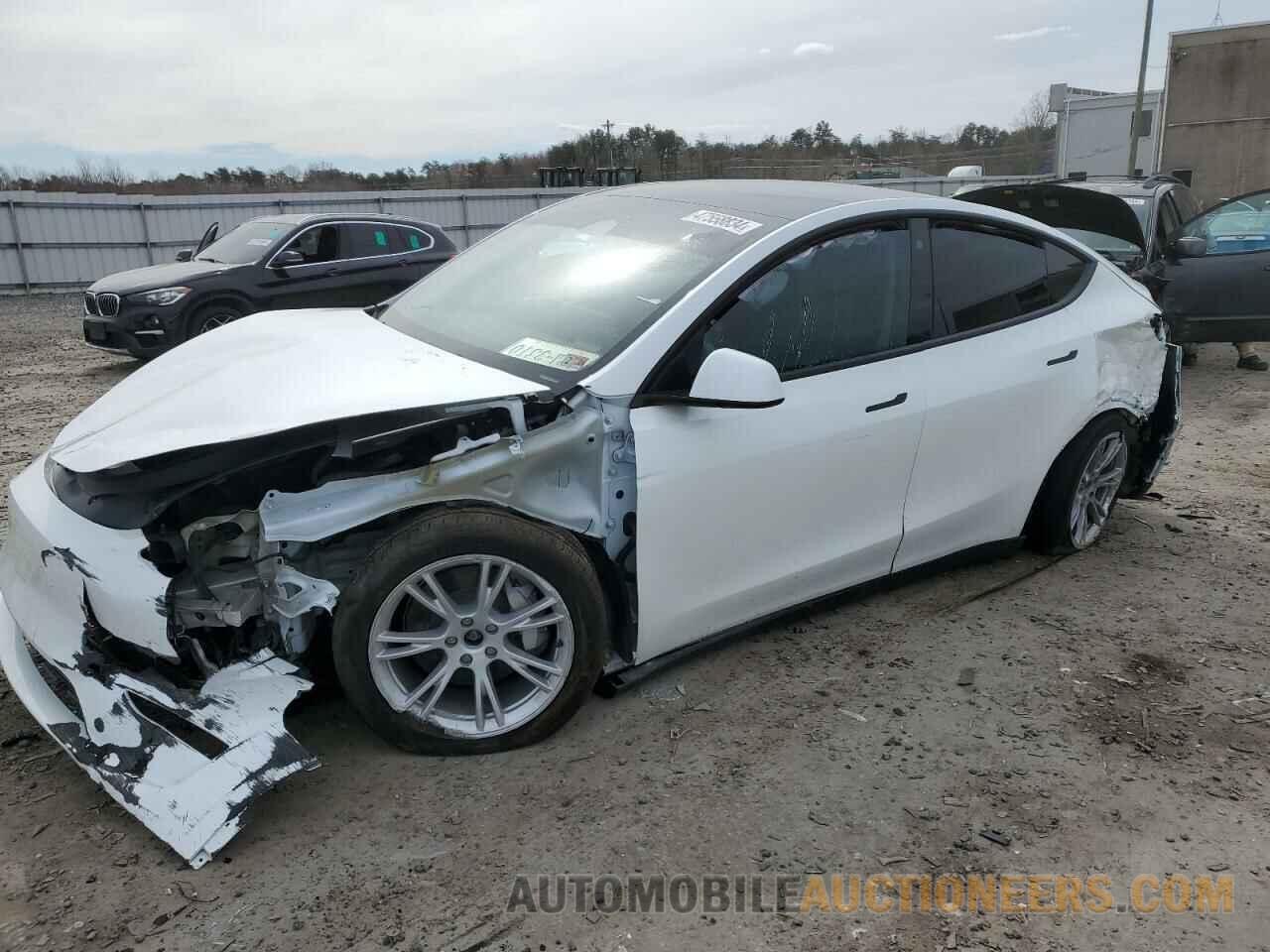 7SAYGDEE9PF617860 TESLA MODEL Y 2023