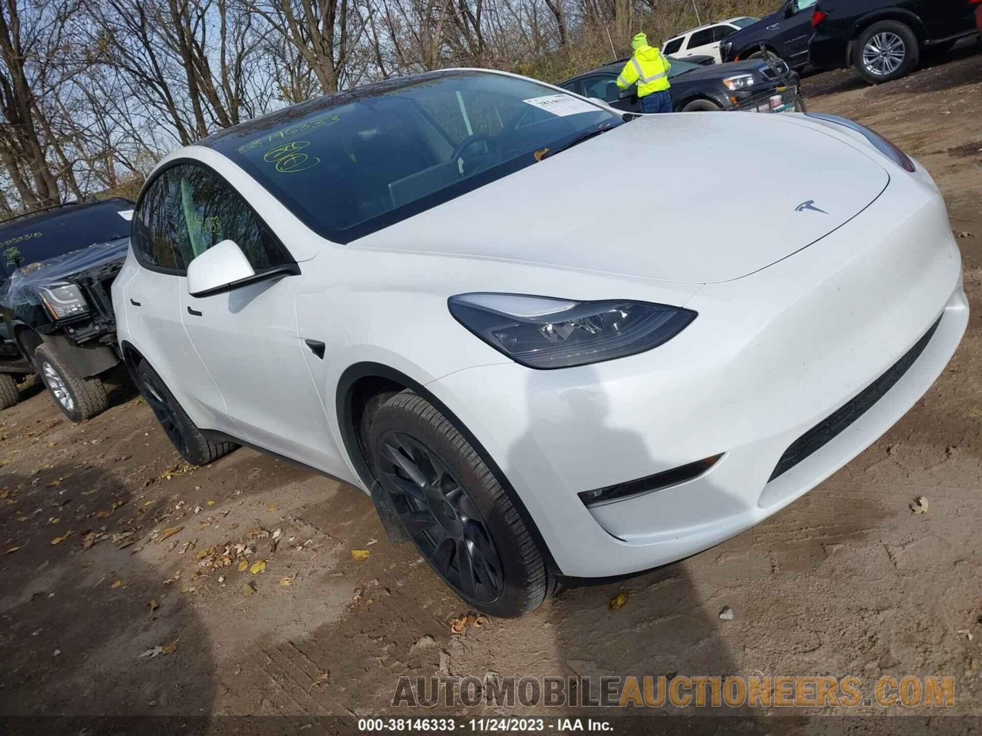 7SAYGDEE9PF676262 TESLA MODEL Y 2023