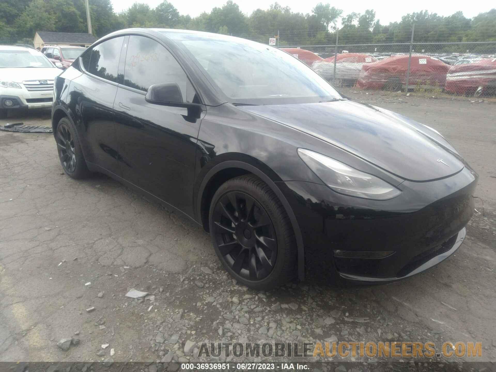 7SAYGDEE9PF688590 TESLA MODEL Y 2023