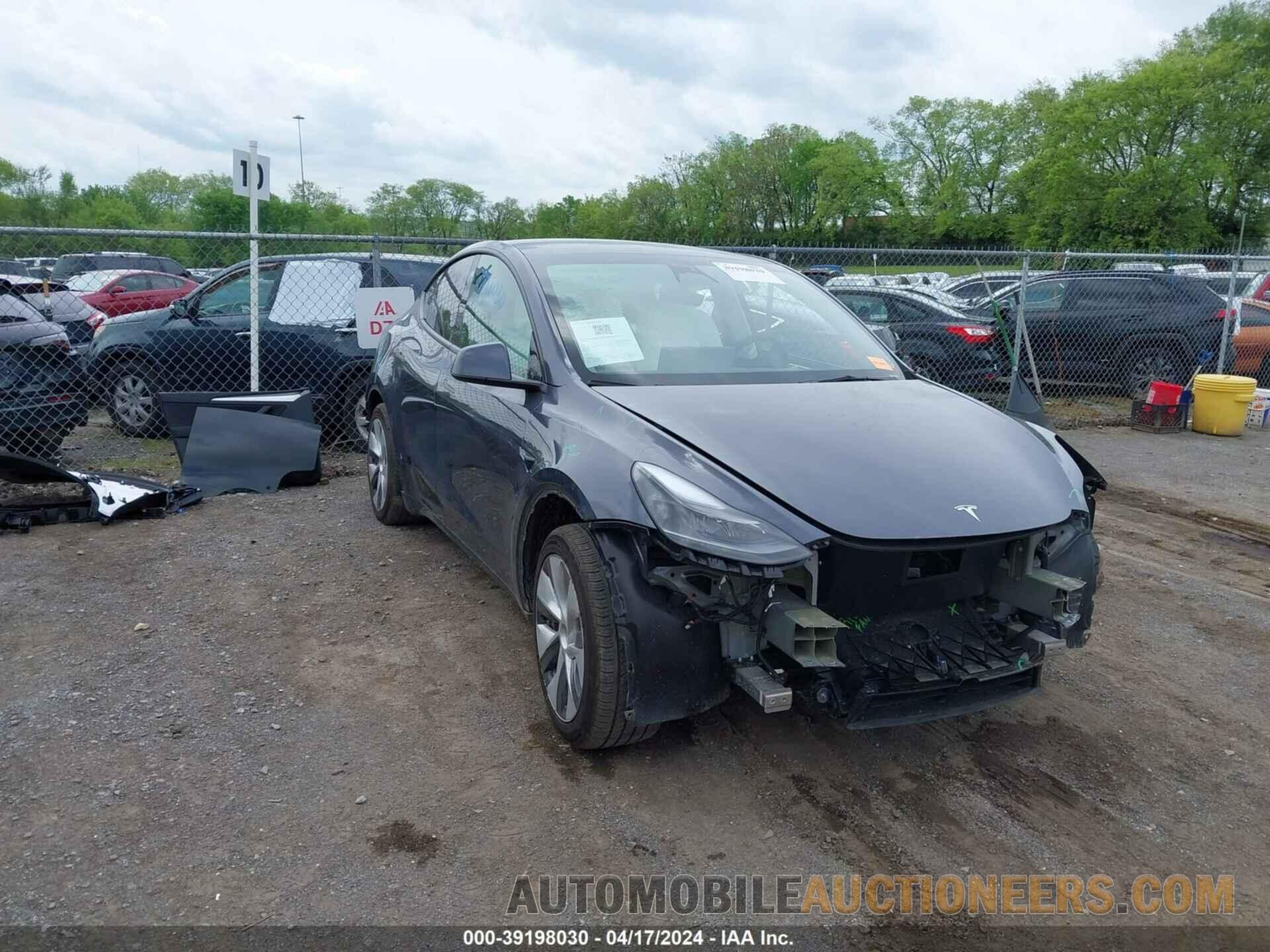 7SAYGDEE9PF774711 TESLA MODEL Y 2023