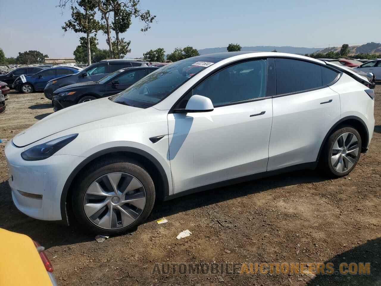 7SAYGDEE9PF885629 TESLA MODEL Y 2023