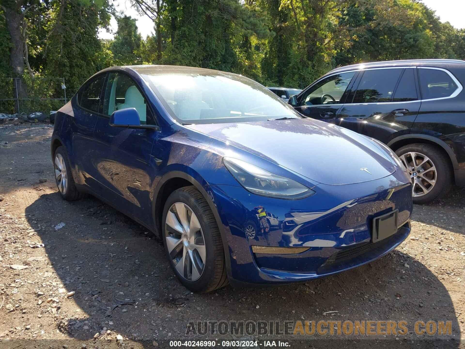 7SAYGDEE9RA240382 TESLA MODEL Y 2024