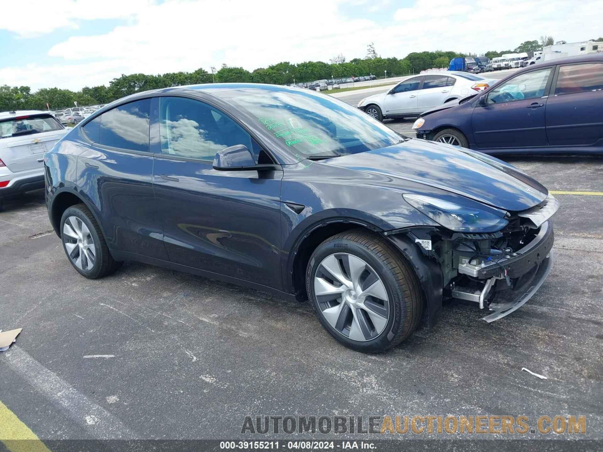 7SAYGDEE9RA256159 TESLA MODEL Y 2024