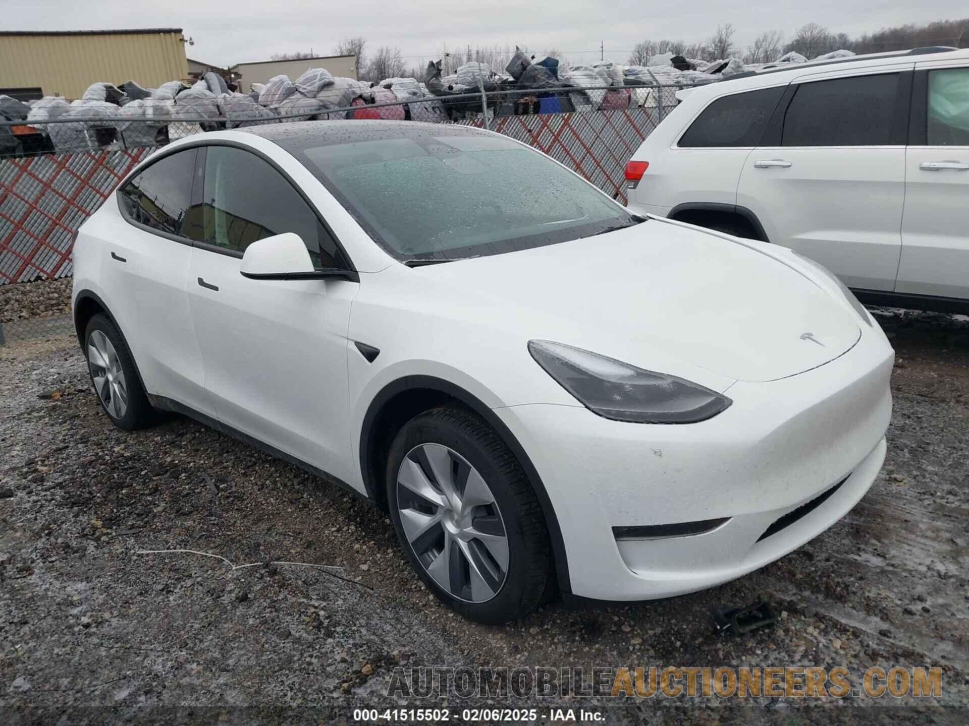 7SAYGDEE9RA257781 TESLA MODEL Y 2024