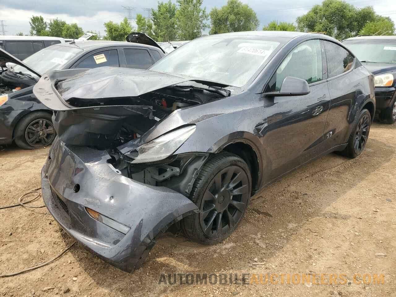 7SAYGDEE9RA285273 TESLA MODEL Y 2024