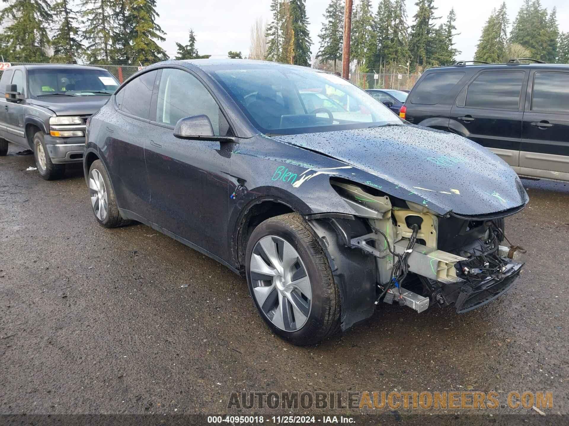 7SAYGDEE9RF015849 TESLA MODEL Y 2024