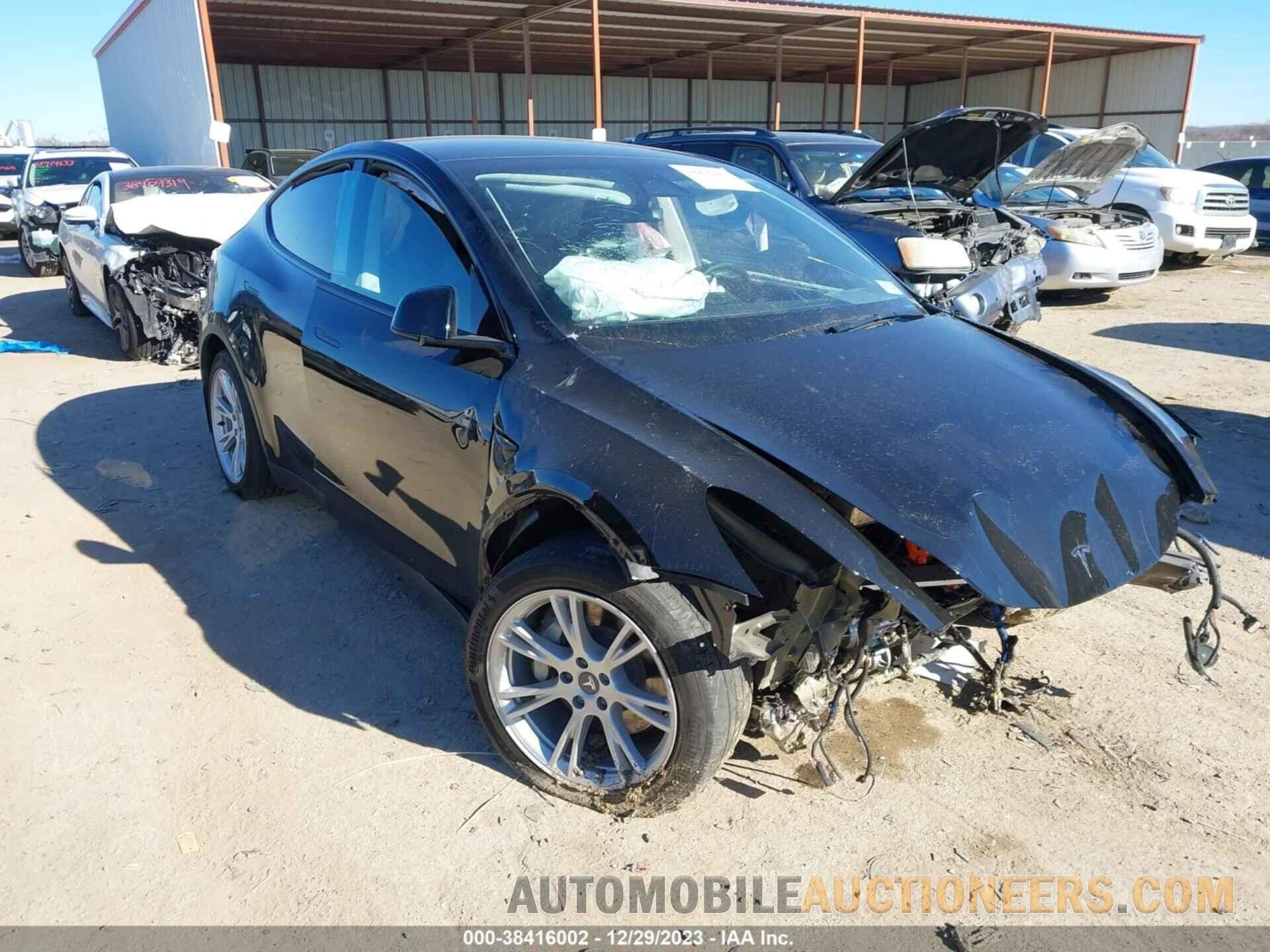 7SAYGDEEXNA008836 TESLA MODEL Y 2022